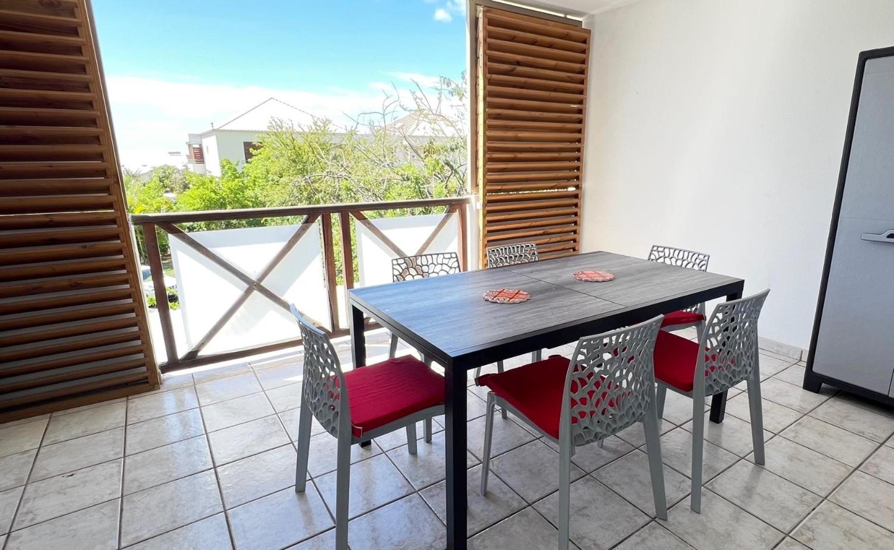 L'Eden Cocoon 3 Etoiles Proche Plage Saint Gilles Les Bains Exterior foto